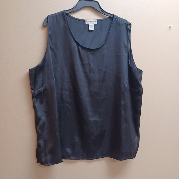 Notations basic black tank - Picture 9 of 9